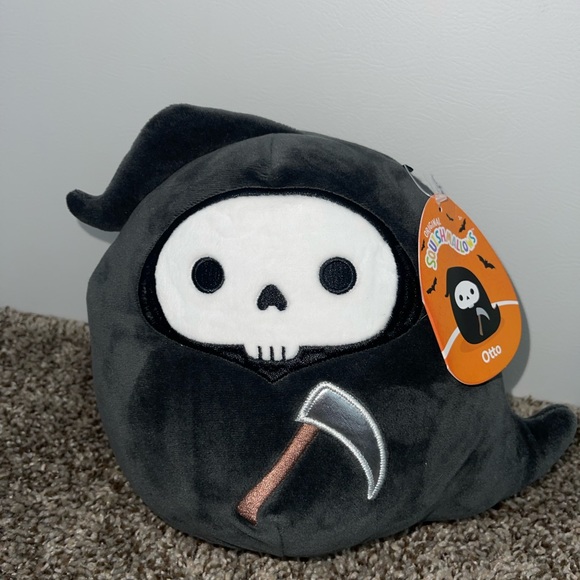 Otto 8” Squishmallow Non Flippable - Picture 2 of 7